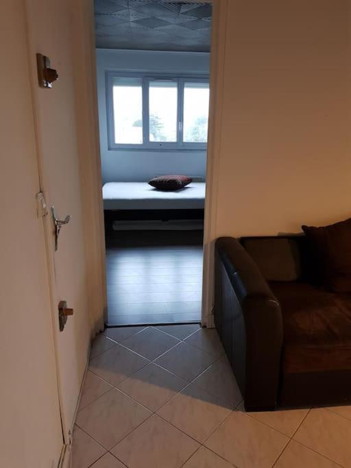 F2 35-44M2 9 Mins Voiture Chateau 4Pers 1Ch+Sejour Le Chesnay  Bagian luar foto